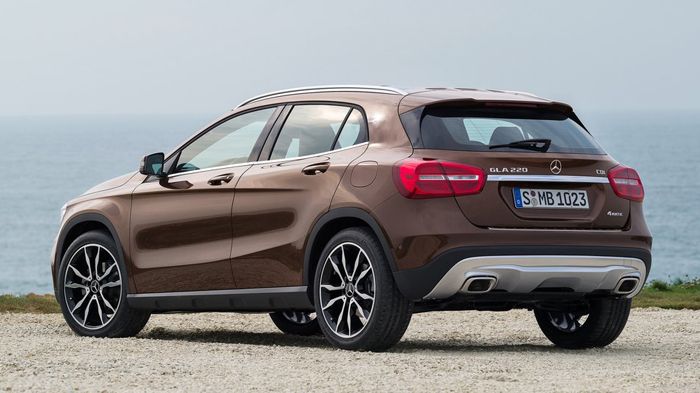Η GLA διαθέτει ένα ευρύχωρο χώρο αποσκευών 421 λτ., που διπλασιάζεται και φτάνει τα 836 λτ. με αναδιπλωμένα τα πίσω καθίσματα.